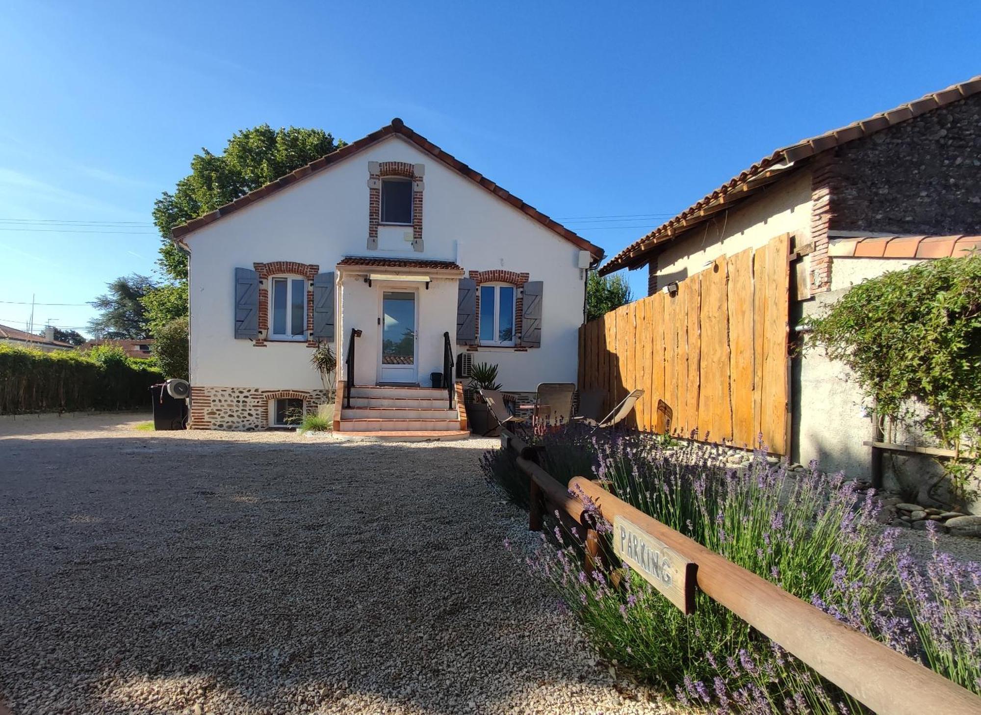 Villa Garona Avec Billard Proche Pyrenees Cazeres 外观 照片